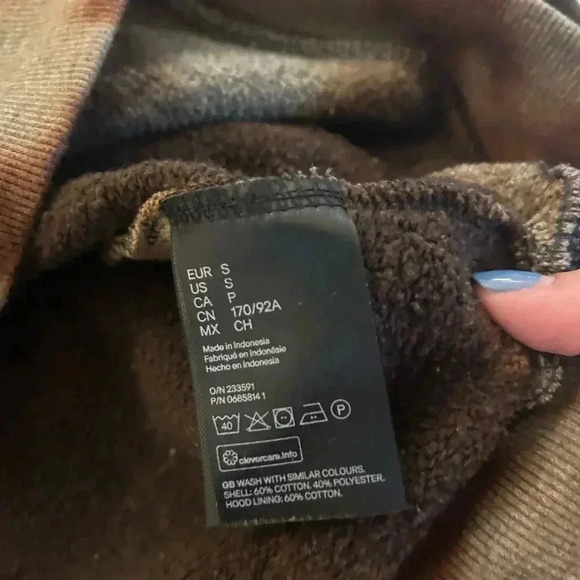 Women’s H&M Relaxed Fit Bleach Tie Dyed Hoodie Size Small - Picture 4 of 5